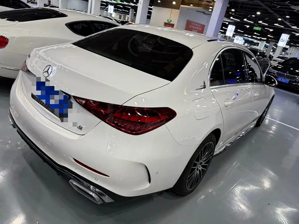 Mercedes-Benz C-Class 2023 — фото 16