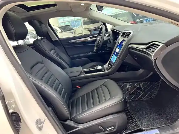 Ford Mondeo 2021