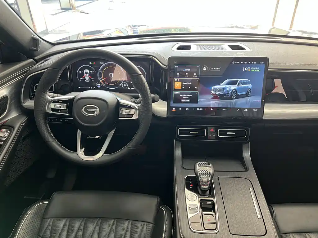 GAC Motor Trumpchi GS8 2023 — фото 8