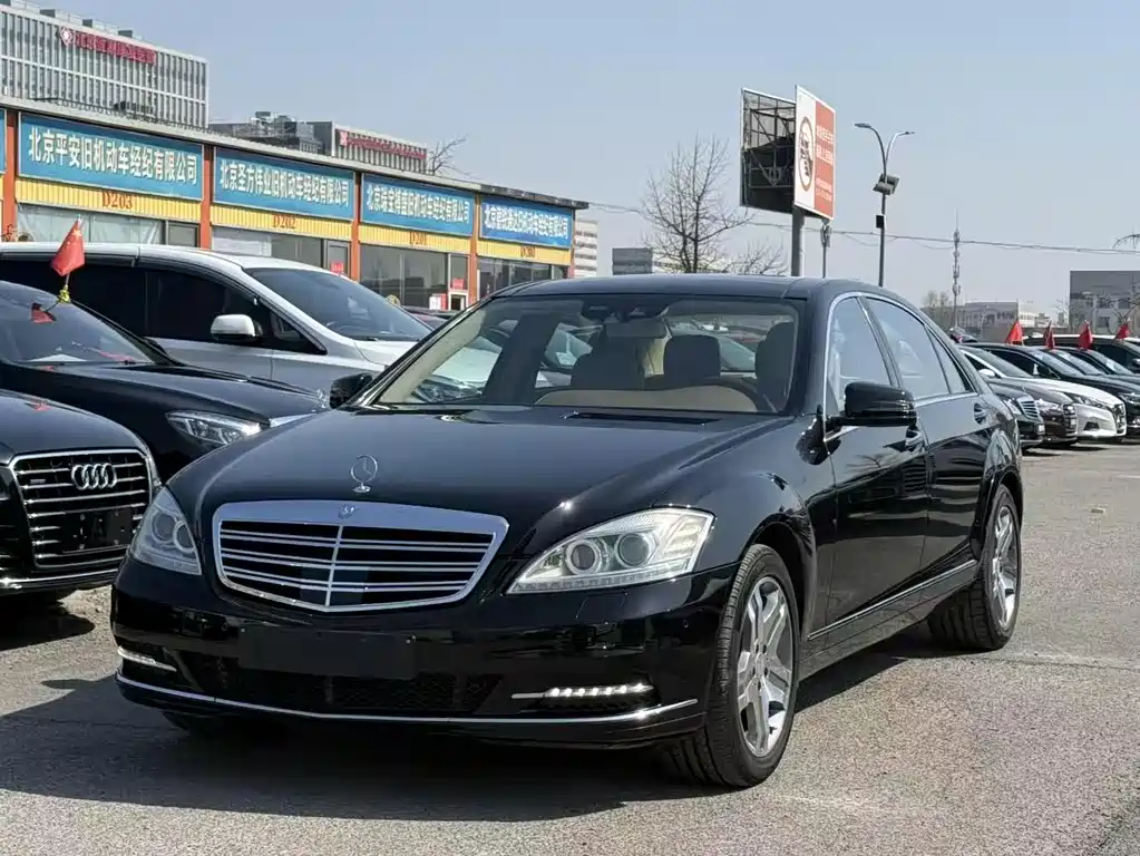 Mercedes-Benz S-Class 2012 — фото 1
