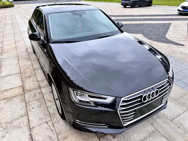 Audi A4L 2017