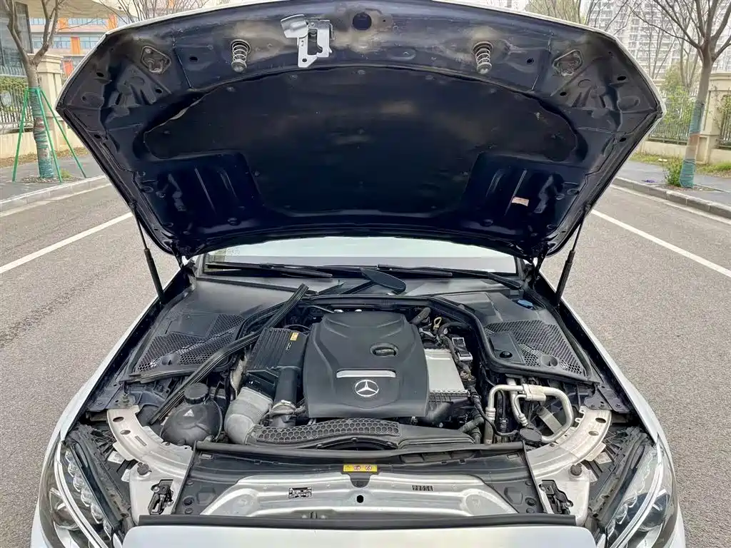 Mercedes-Benz C-Class 2017 — фото 10