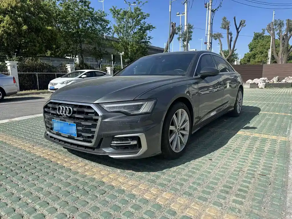 Audi A6L 2024 — фото 1
