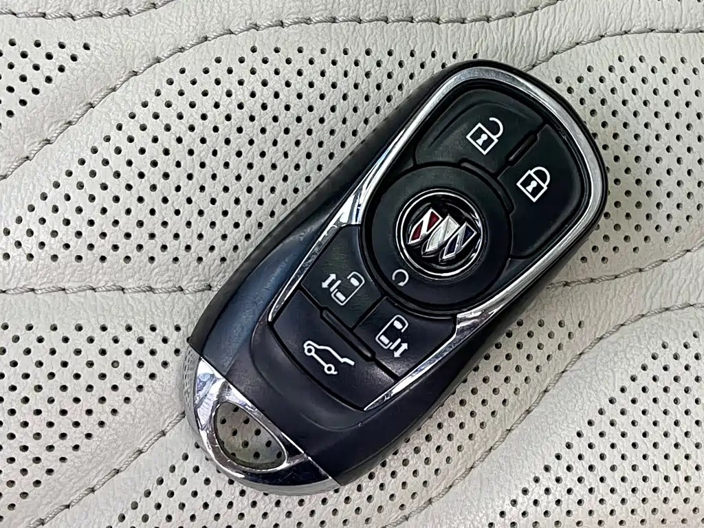Buick GL8 2020 — фото 15