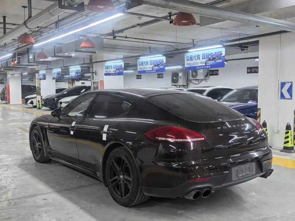 Porsche Panamera 2016 — фото 11