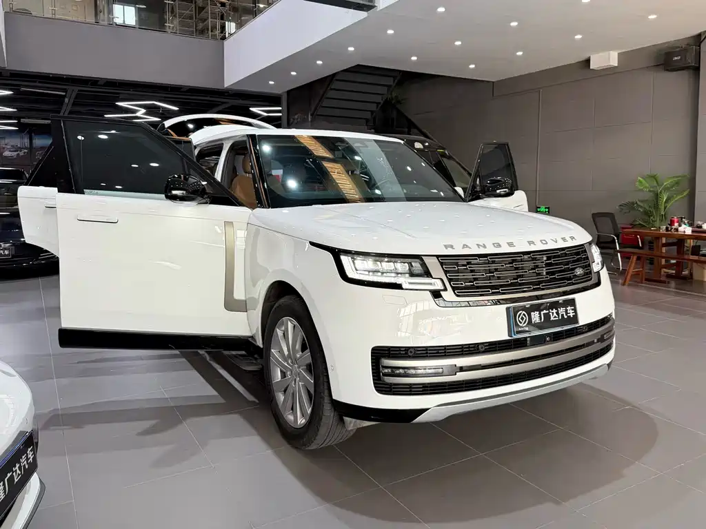 Land Rover Range Rover 2024 — фото 3