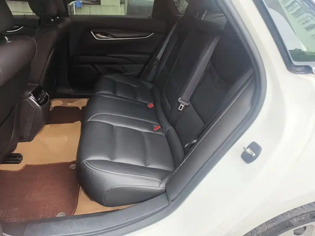 Cadillac XTS 2019 — фото 17