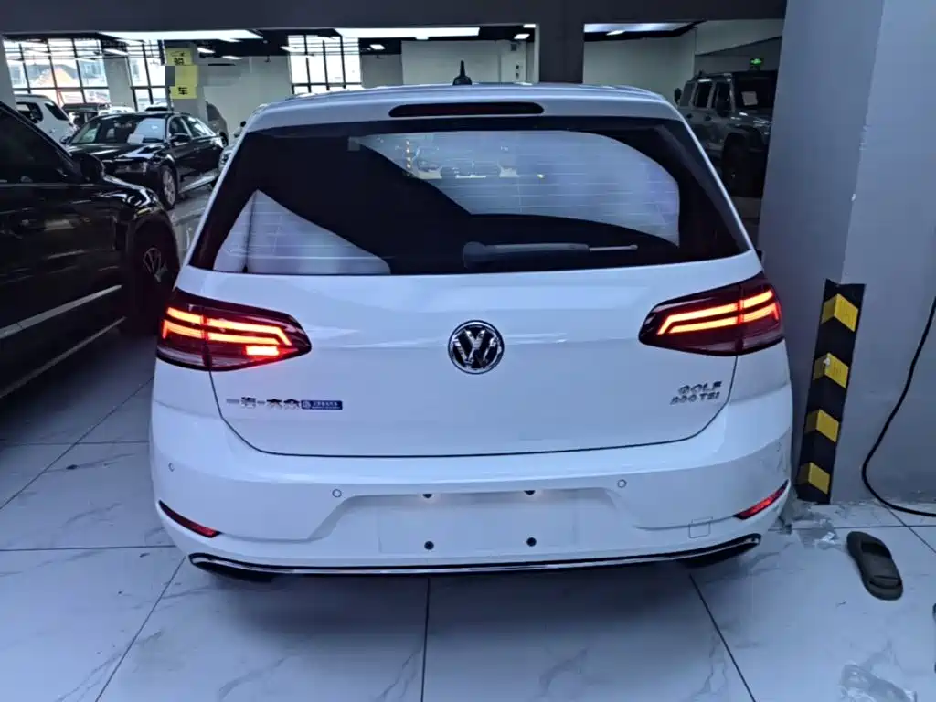Volkswagen Golf 2020