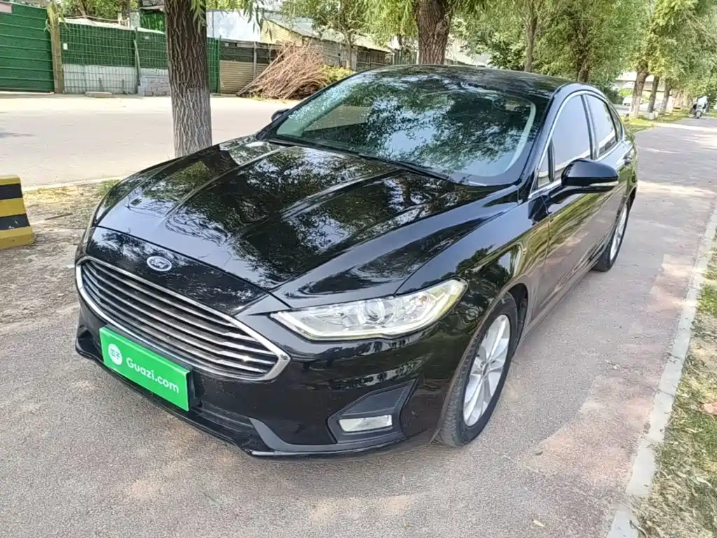 Ford Mondeo 2021 — фото 1