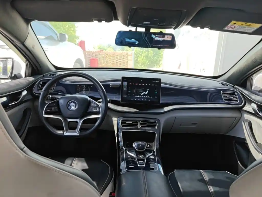 BYD Qin PLUS 2023 — фото 10