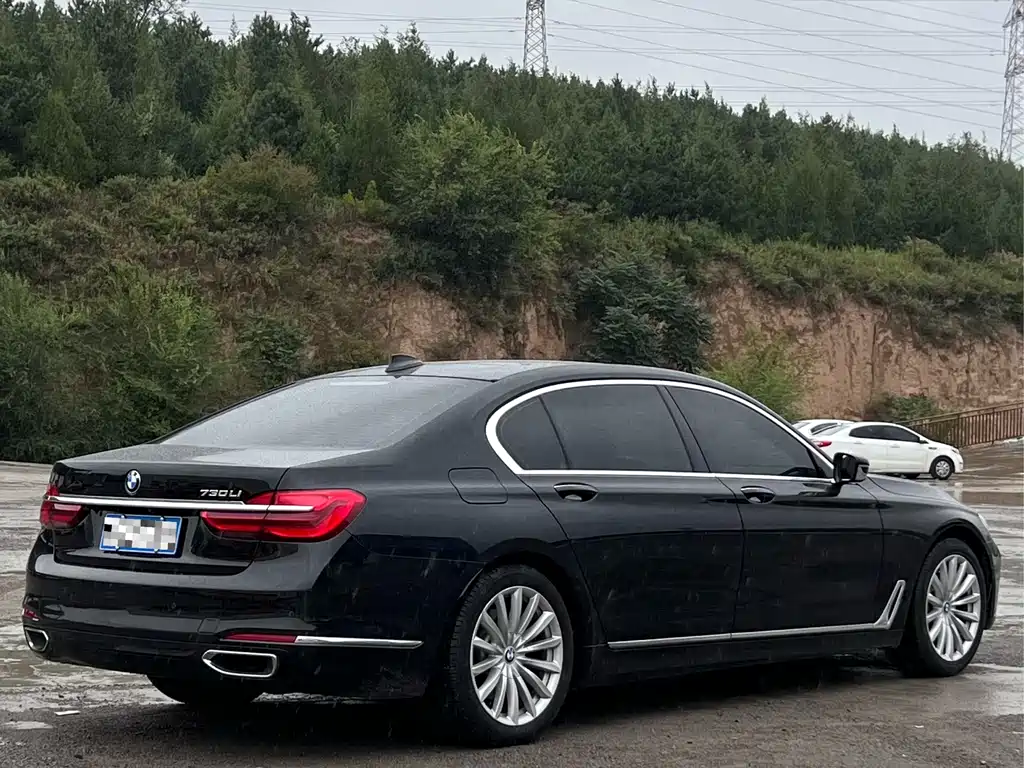 BMW 7 Series 2017 — фото 4