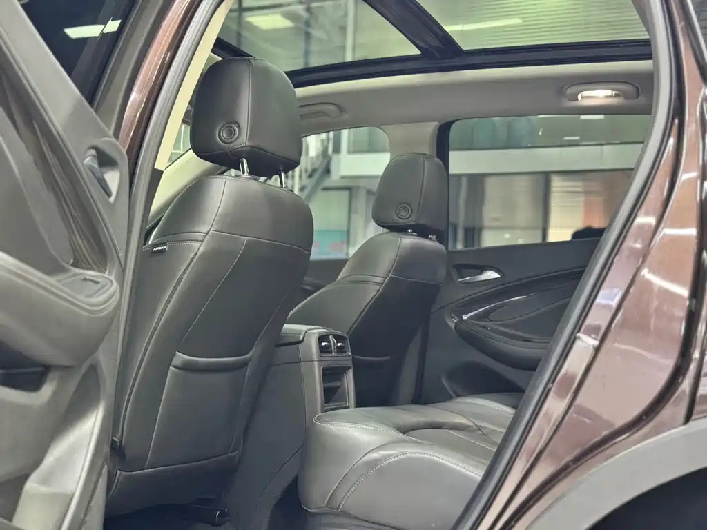 Buick Envision Plus 2020 — фото 10