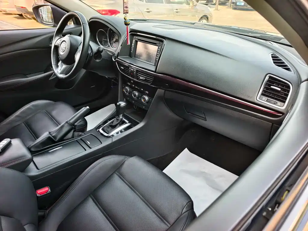 Mazda Atenza 2015 — фото 17