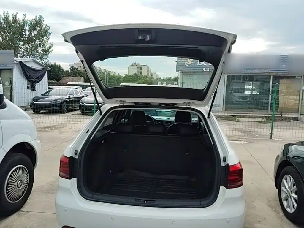 Volkswagen Gran Lavida 2015 — фото 19