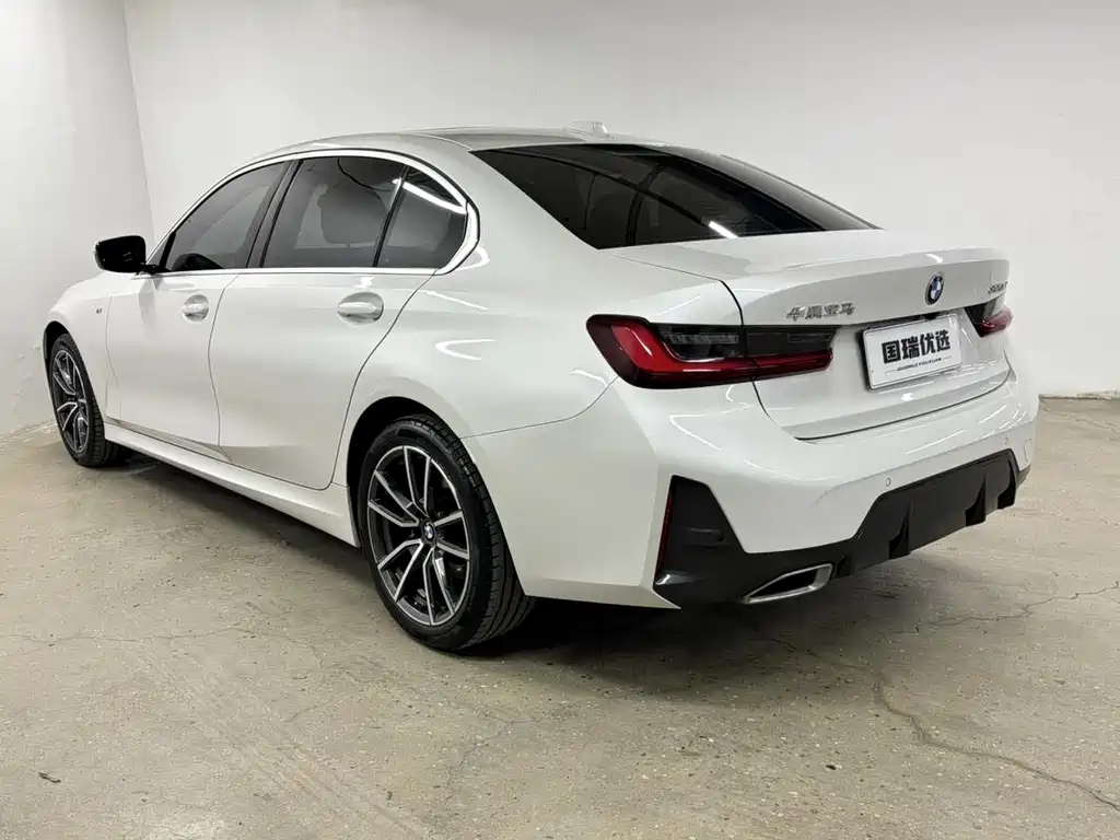 BMW 3 Series 2023