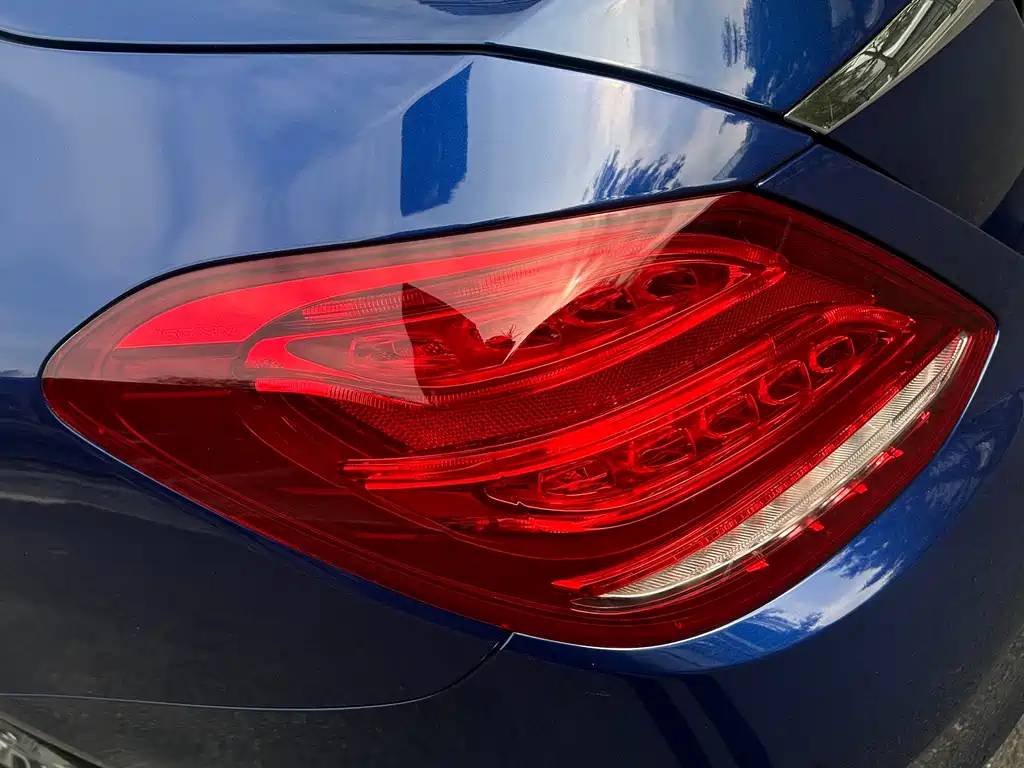 Mercedes-Benz C-Class 2018 — фото 17