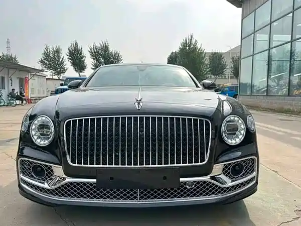 Bentley Flying Spur 2023
