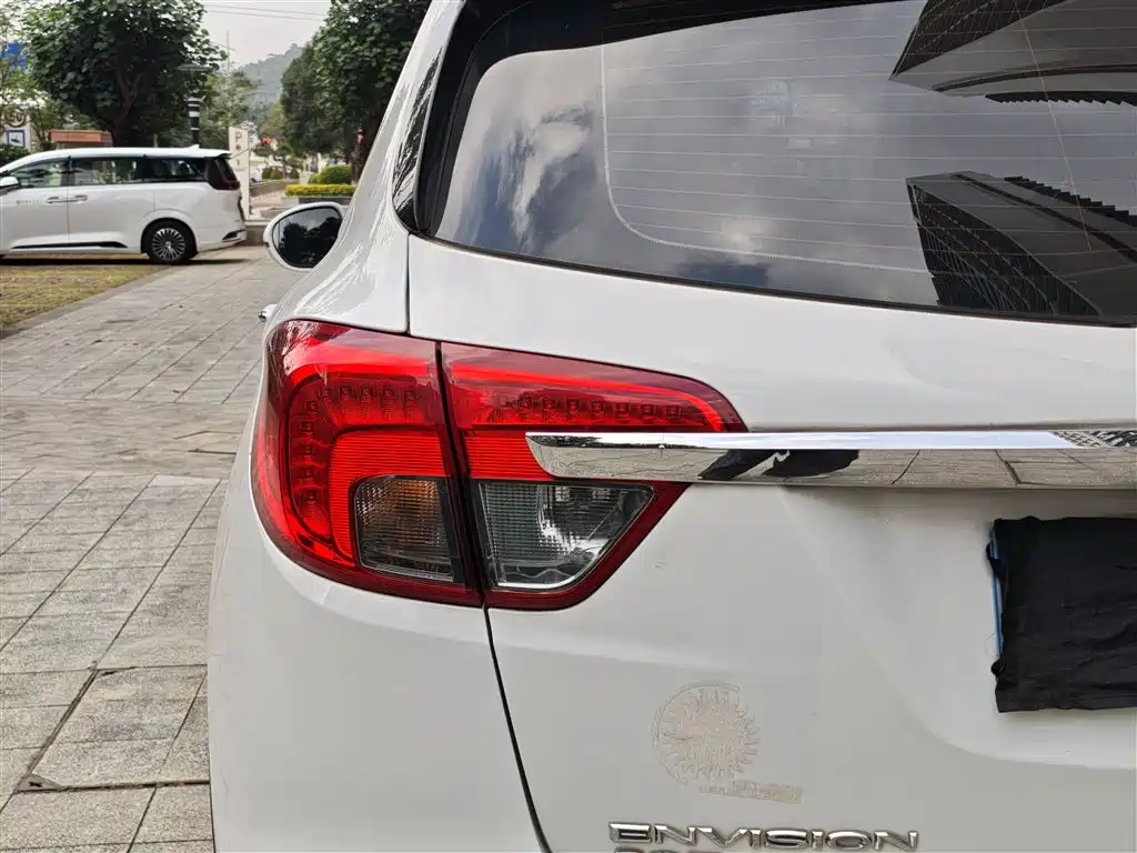 Buick Envision Plus 2016 — фото 12
