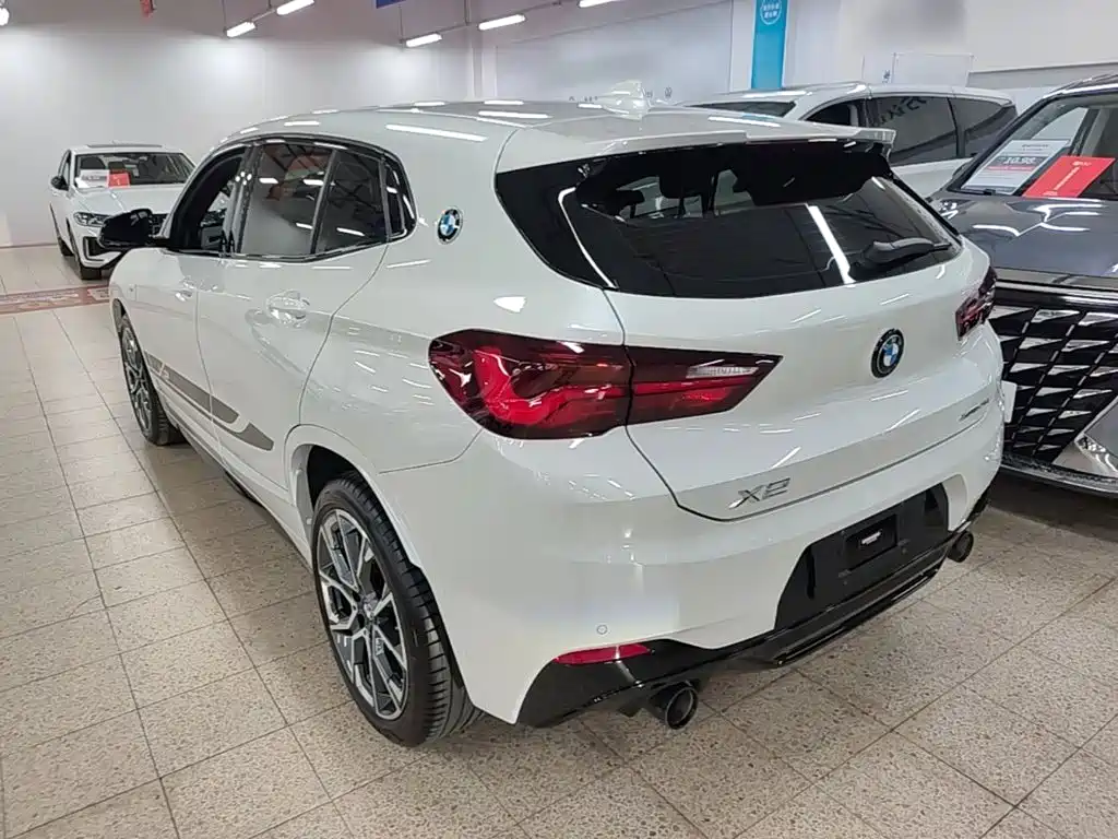 BMW X2 2023 — фото 5