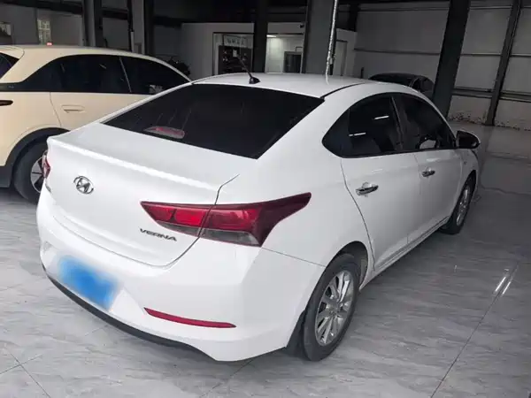 Hyundai Verna 2018
