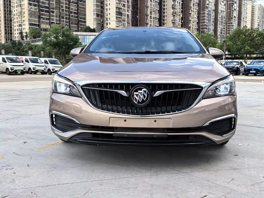 Buick Verano 2018 — фото 2
