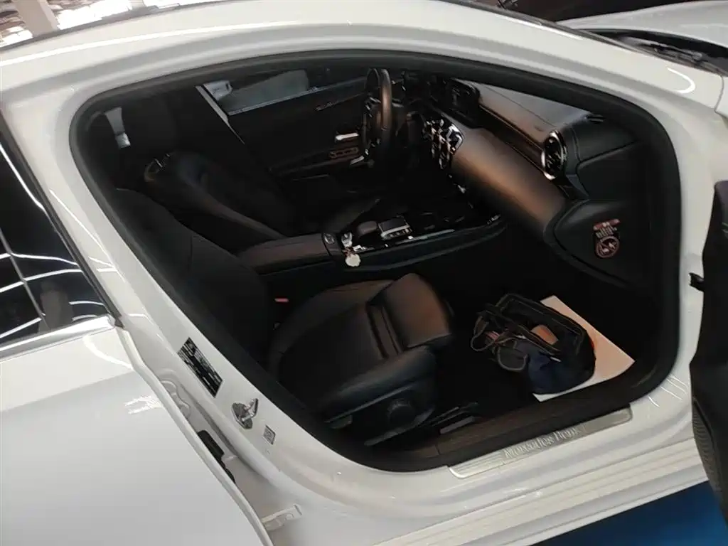 Mercedes-Benz A-Class 2021 — фото 25