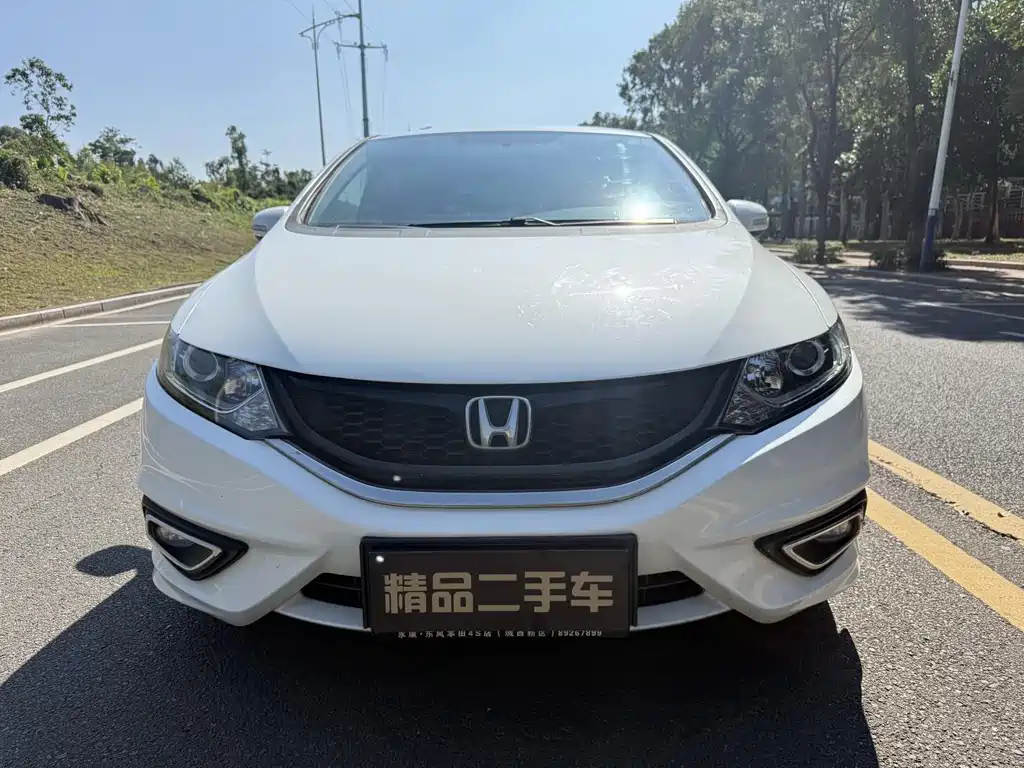 Honda Jade 2016 — фото 3