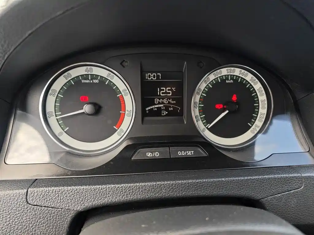 Skoda Rapid 2019 — фото 12