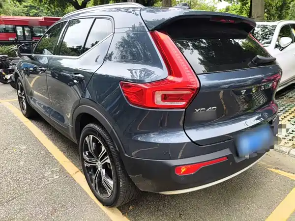 Volvo XC40 2021