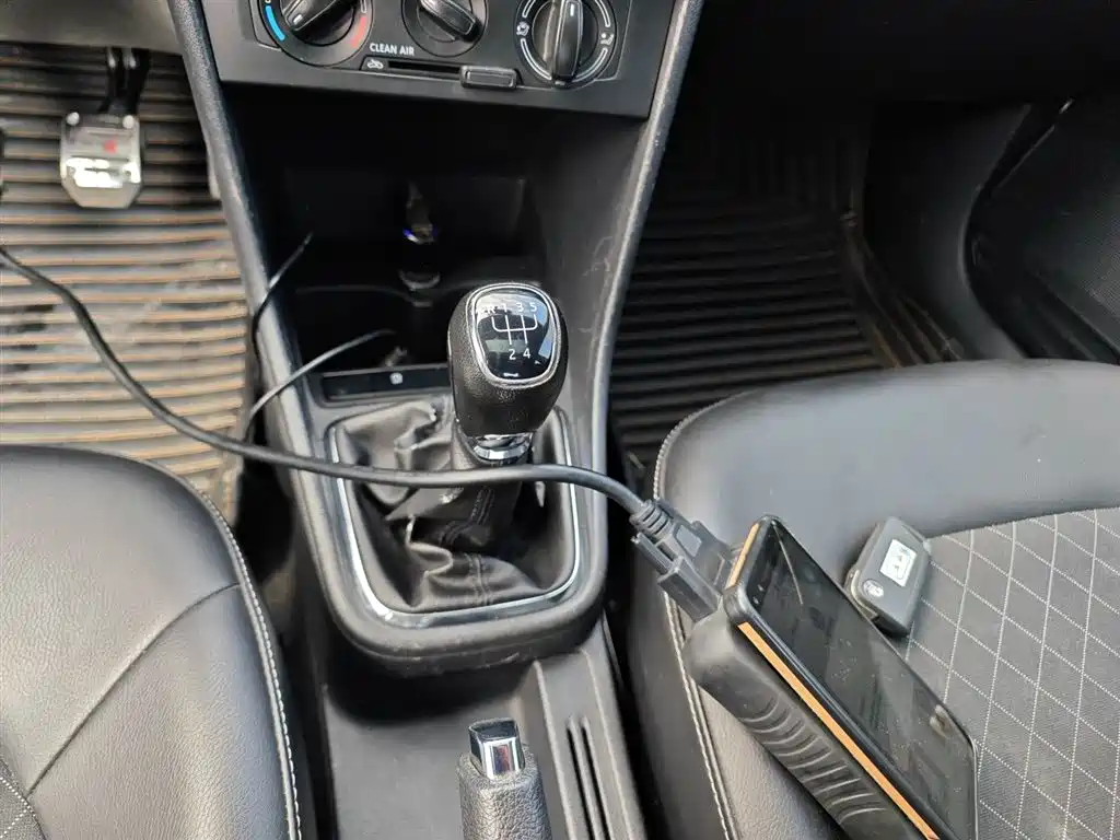 Skoda Rapid 2019 — фото 14
