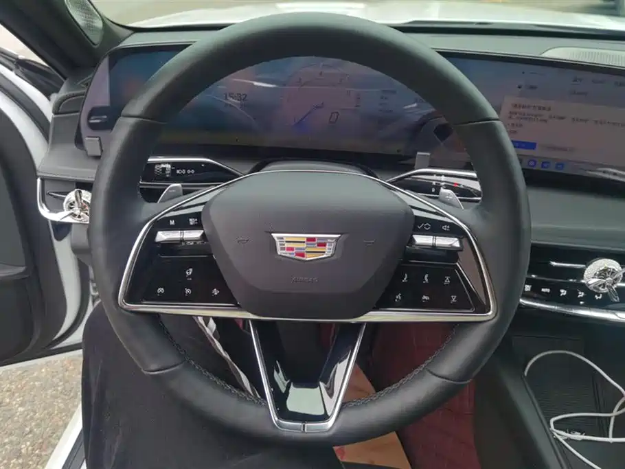 Cadillac CT6 2024 — фото 15