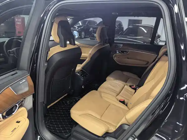 Volvo XC90 2017