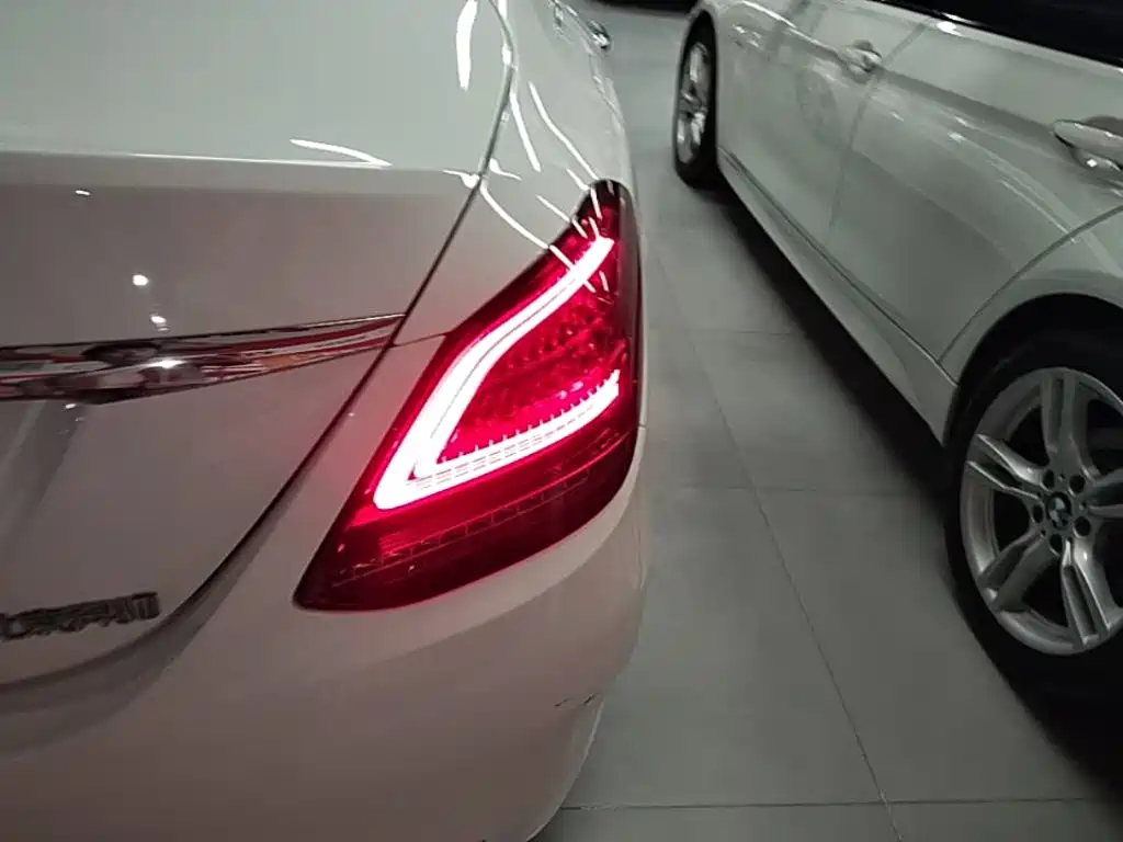 Mercedes-Benz C-Class 2020 — фото 8