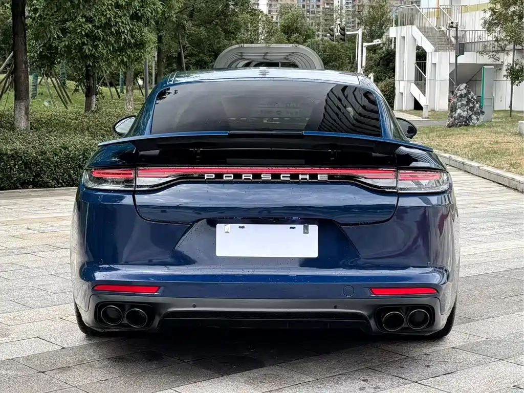 Porsche Panamera 2015 — фото 8