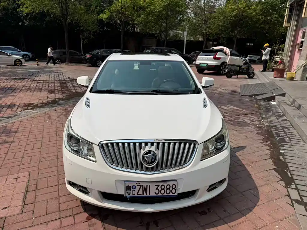 Buick LaCrosse 2014 — фото 2