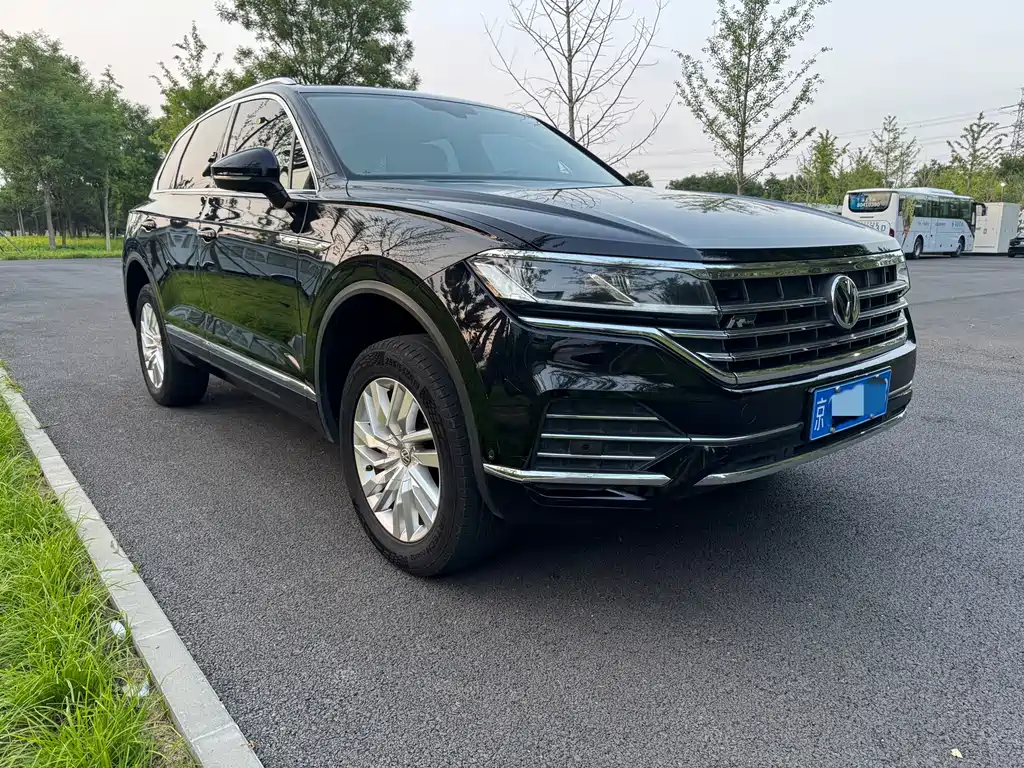 Volkswagen Touareg 2019 — фото 3