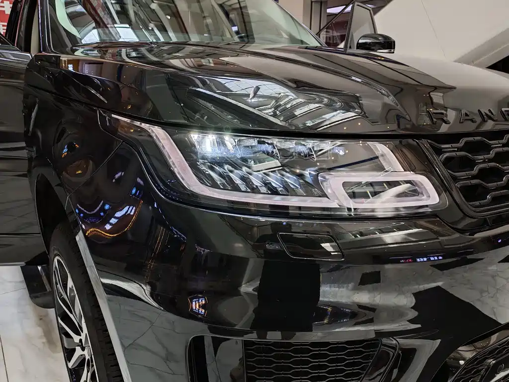 Land Rover Range Rover Sport 2022 — фото 23