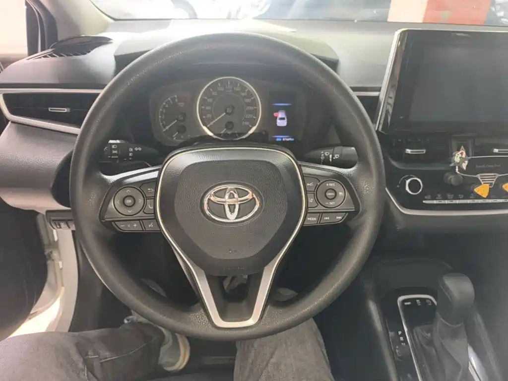 Toyota Corolla 2020 — фото 11