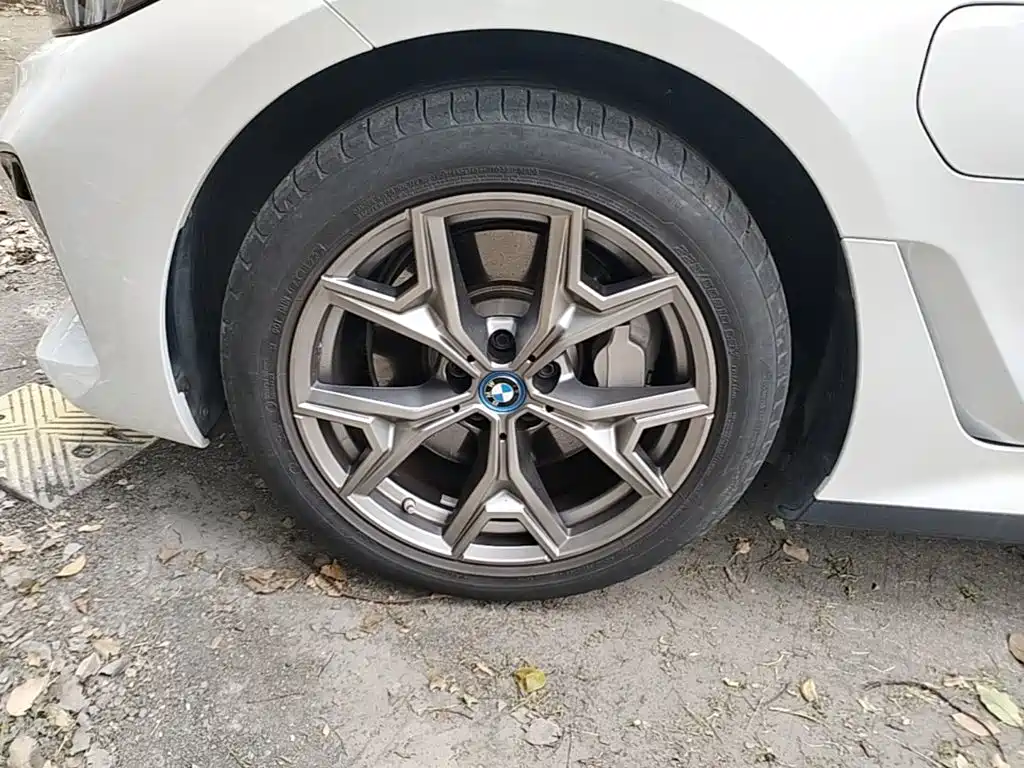 BMW i3 2023 — фото 23
