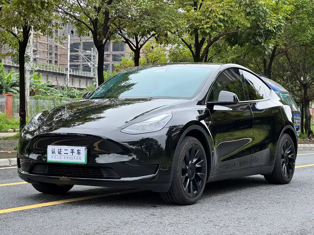 Tesla Model Y 2022 — фото 1