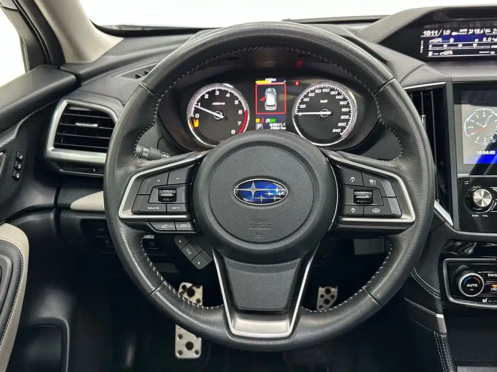 Subaru Forester 2022 — фото 11