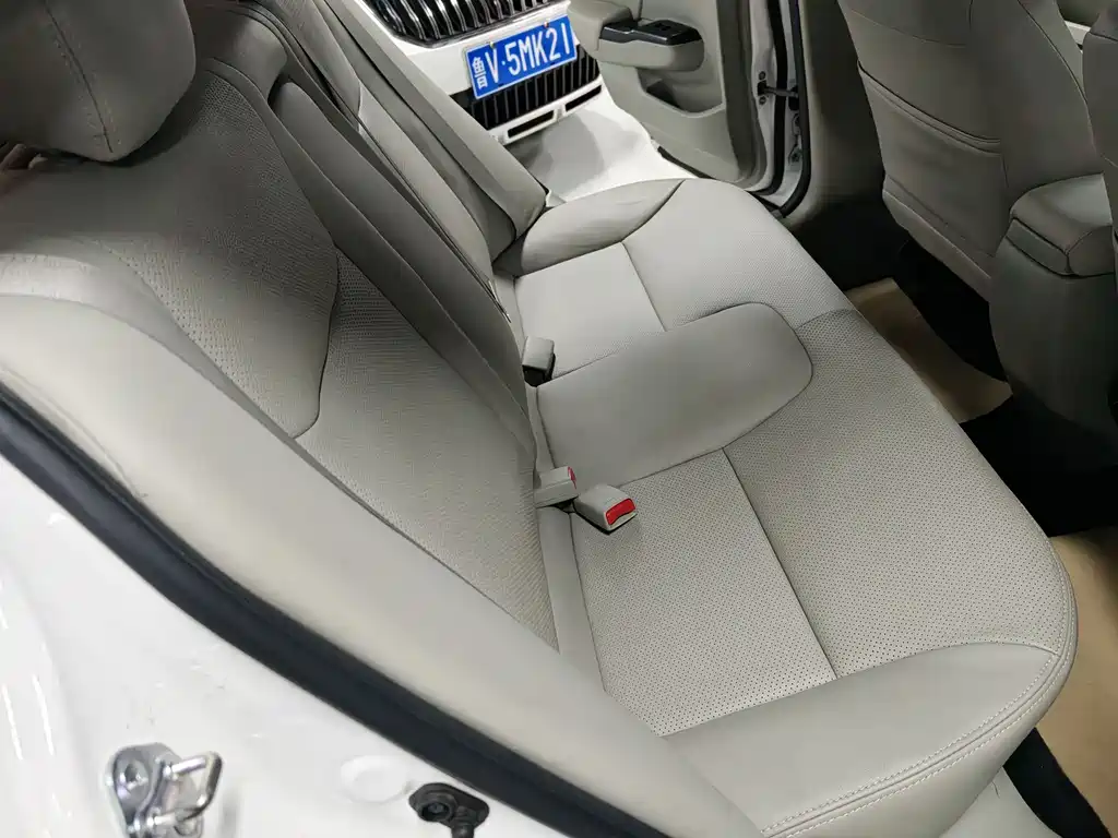 Honda Civic 2016 — фото 10