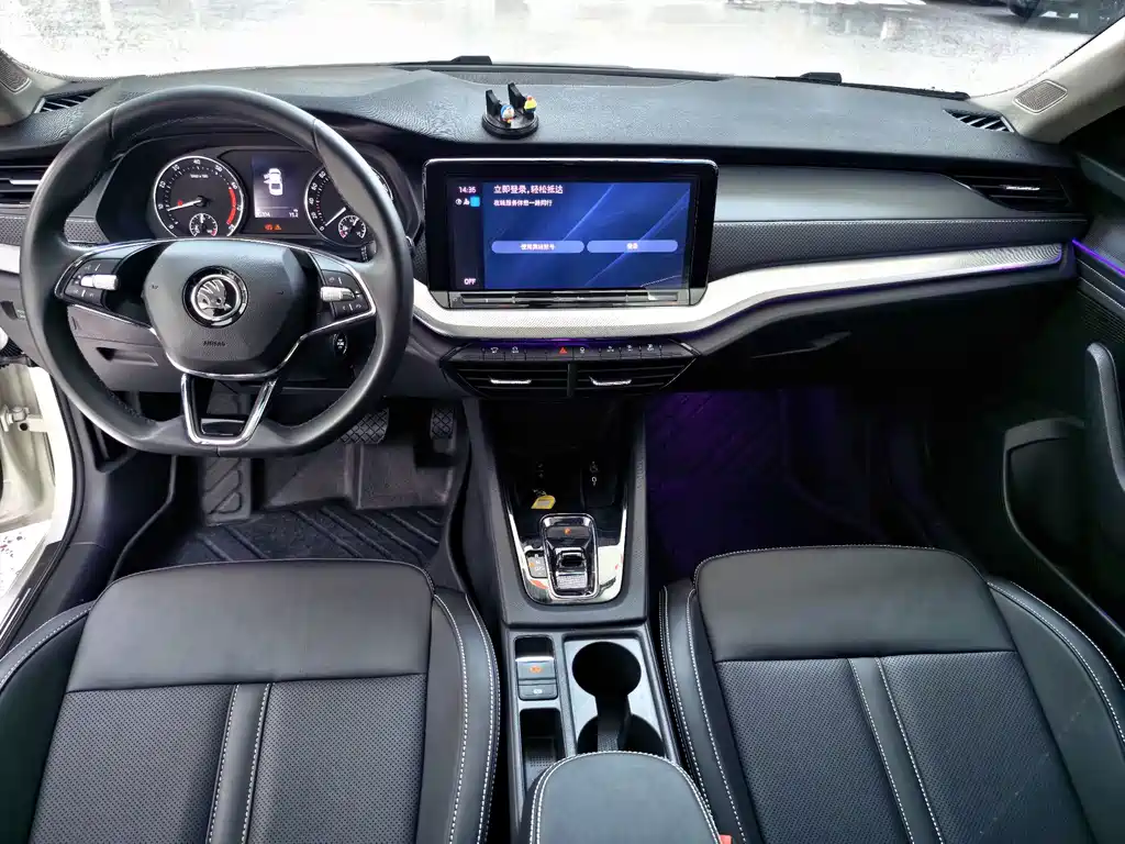 Skoda Octavia 2022 — фото 14