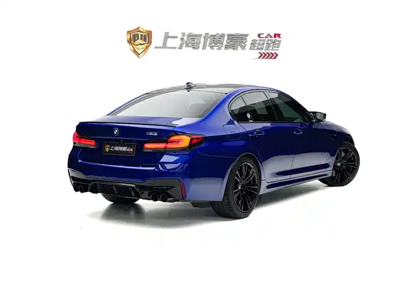 BMW M5 2021