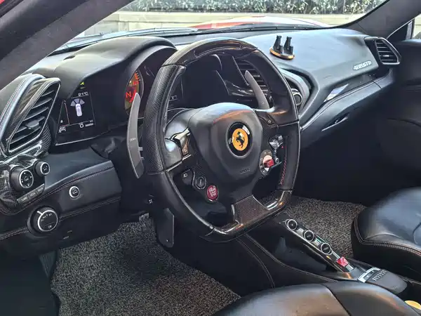 Ferrari 488 2017