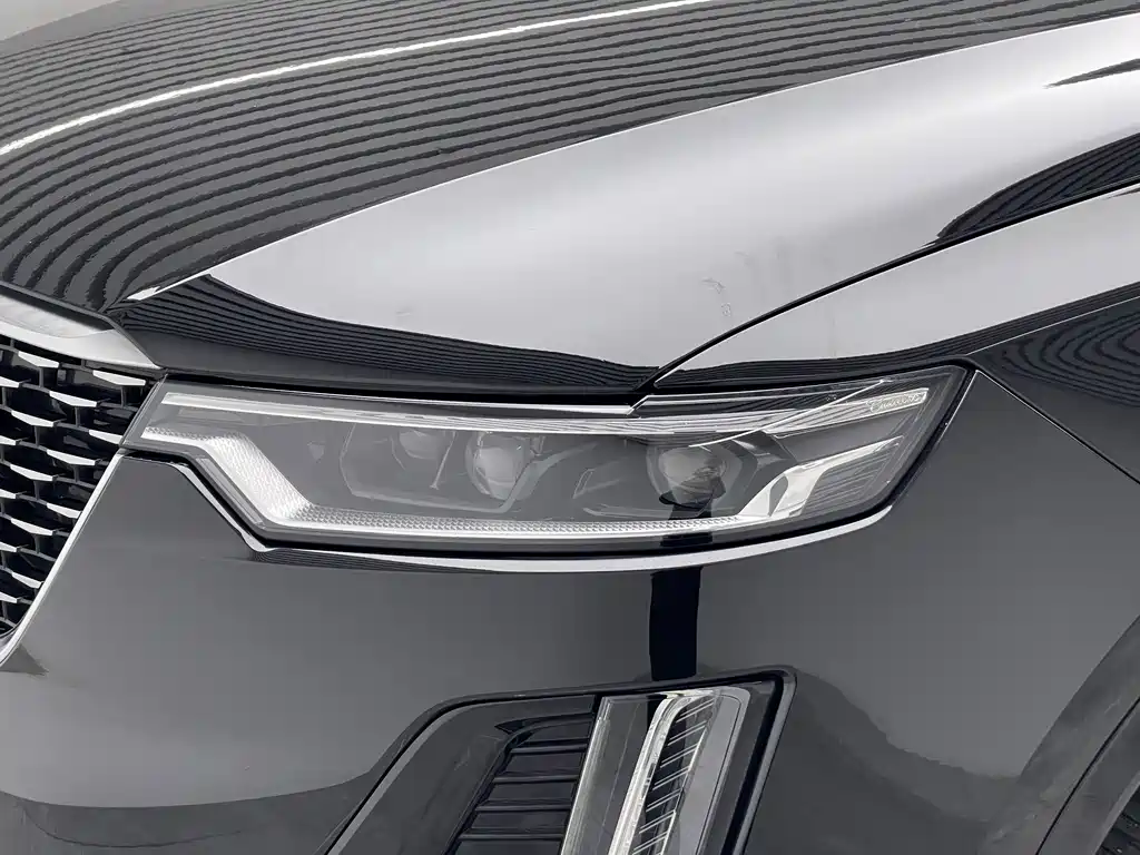 Cadillac XT6 2020 — фото 15