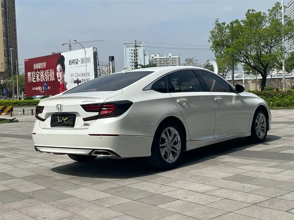 Honda Accord 2019 — фото 6