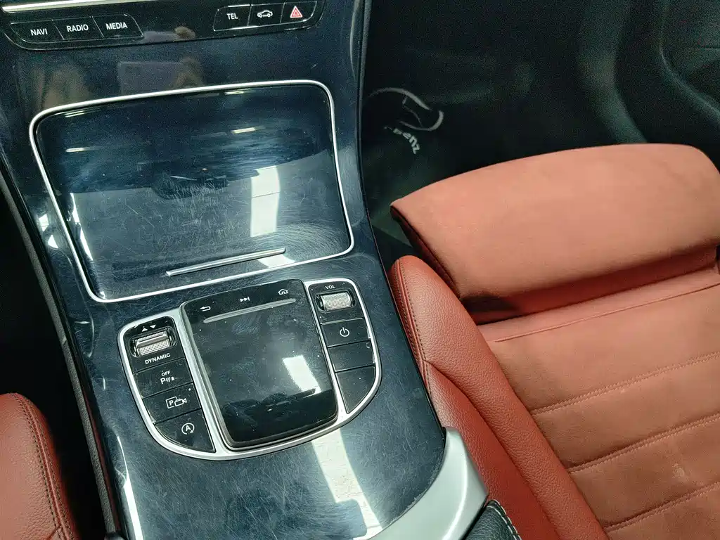 Mercedes-Benz C-Class 2020 — фото 12