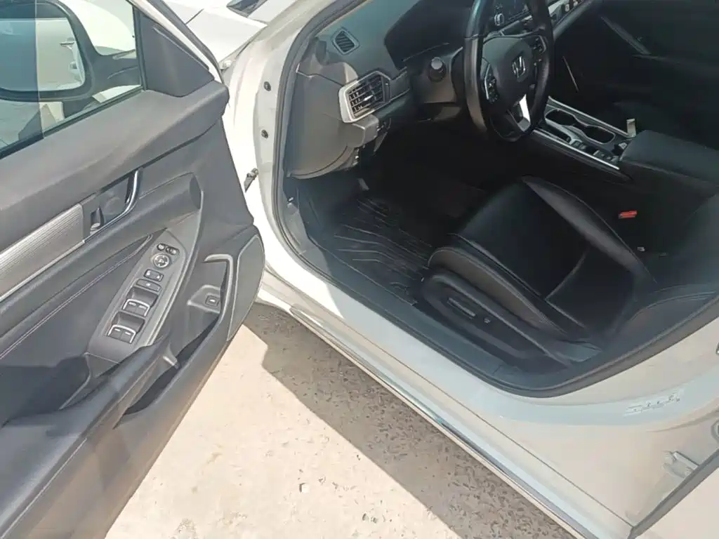 Honda Accord 2021 — фото 16