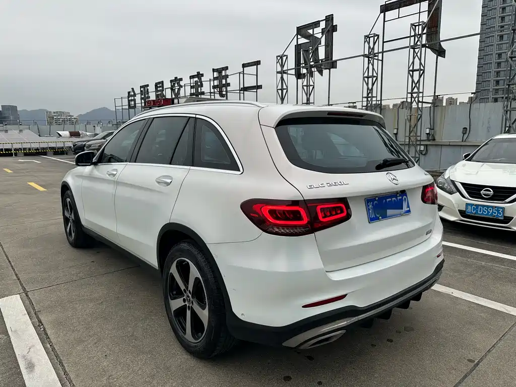 Mercedes-Benz GLC 2022 — фото 10